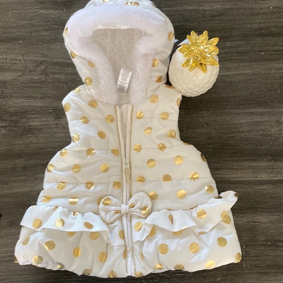 🍍Little Me /Polka Dot/zip/Vest/ size-12M🍍@17 - Picture 1 of 2